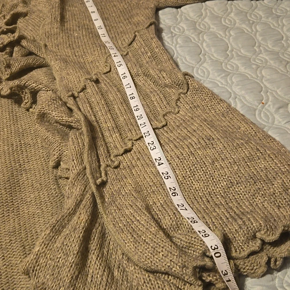 Sioni Tan Ruffle Open Cardigan with Faux Fur Trim - Picture 4 of 4